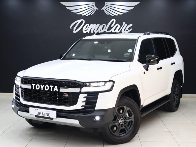 BUY TOYOTA LAND CRUISER 2023 LANDCRUISER 300 V6 3.3D GR-S, Autobestseller